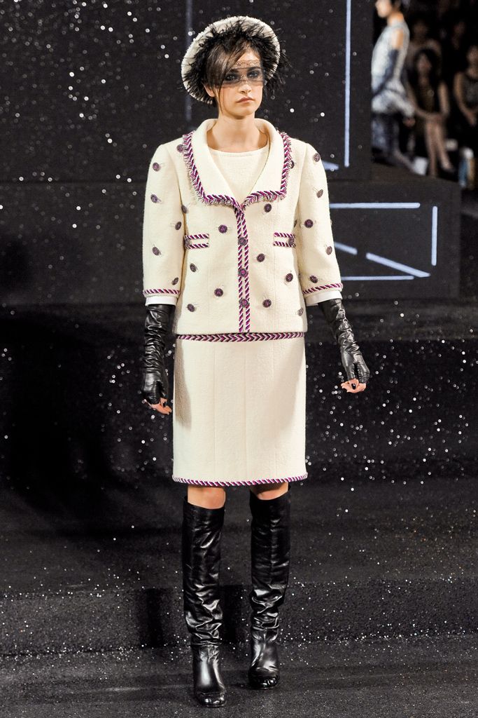 Chanel F/W 11 Couture Look 114