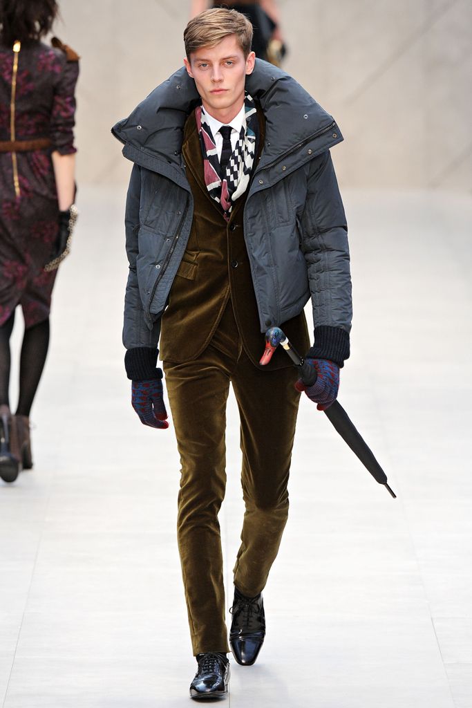 Burberry F/W 12 Look 187