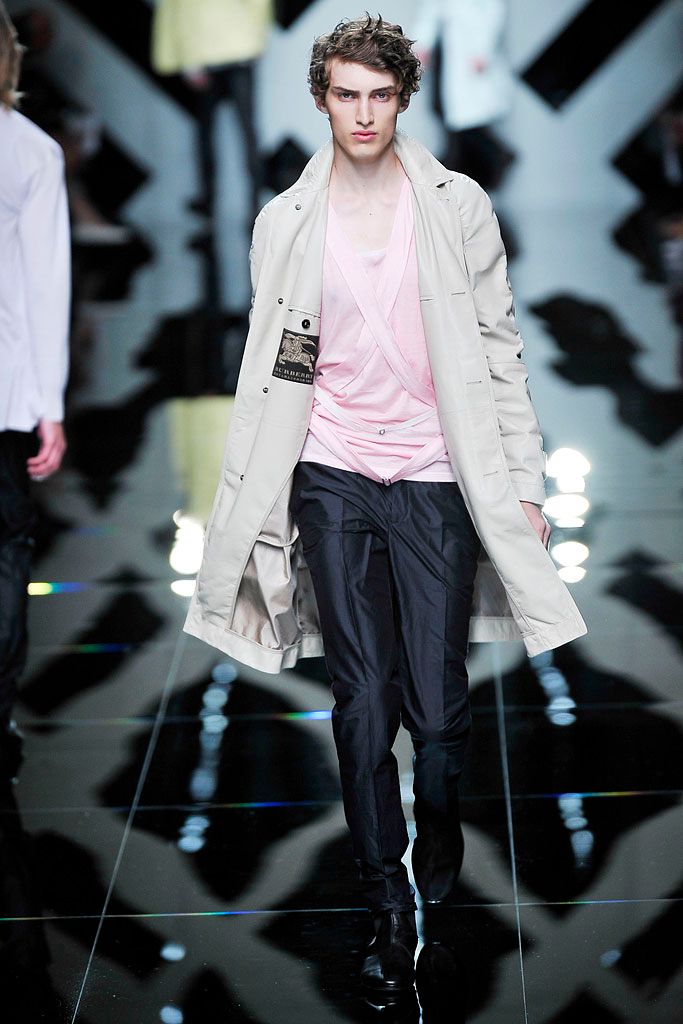 Burberry S/S 10 Menswear Look 185
