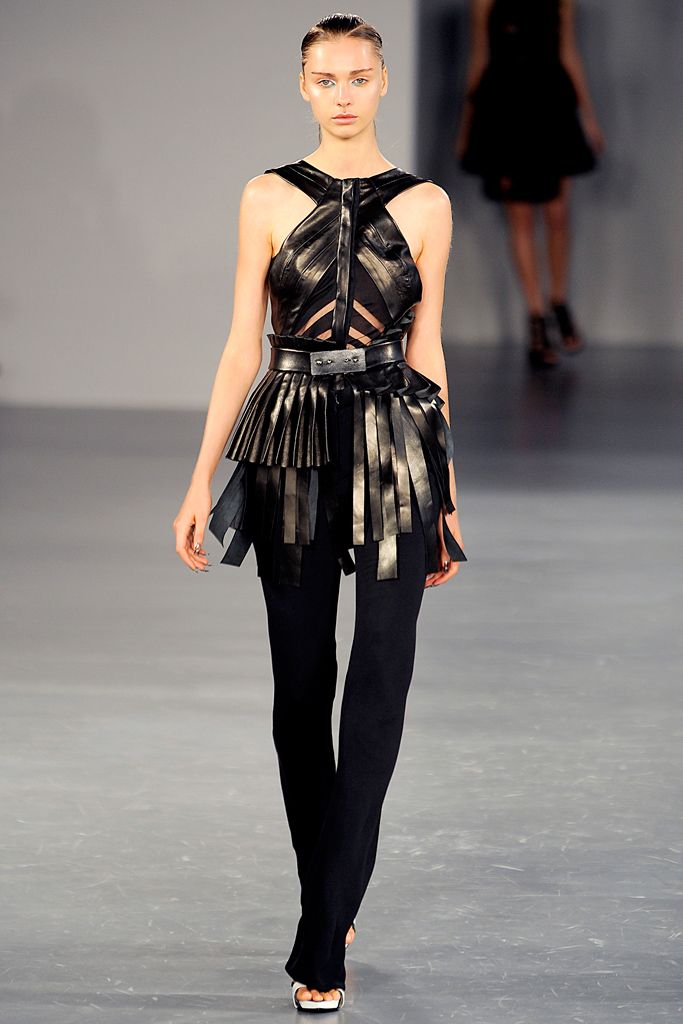 David Koma S/S 12 Look 32
