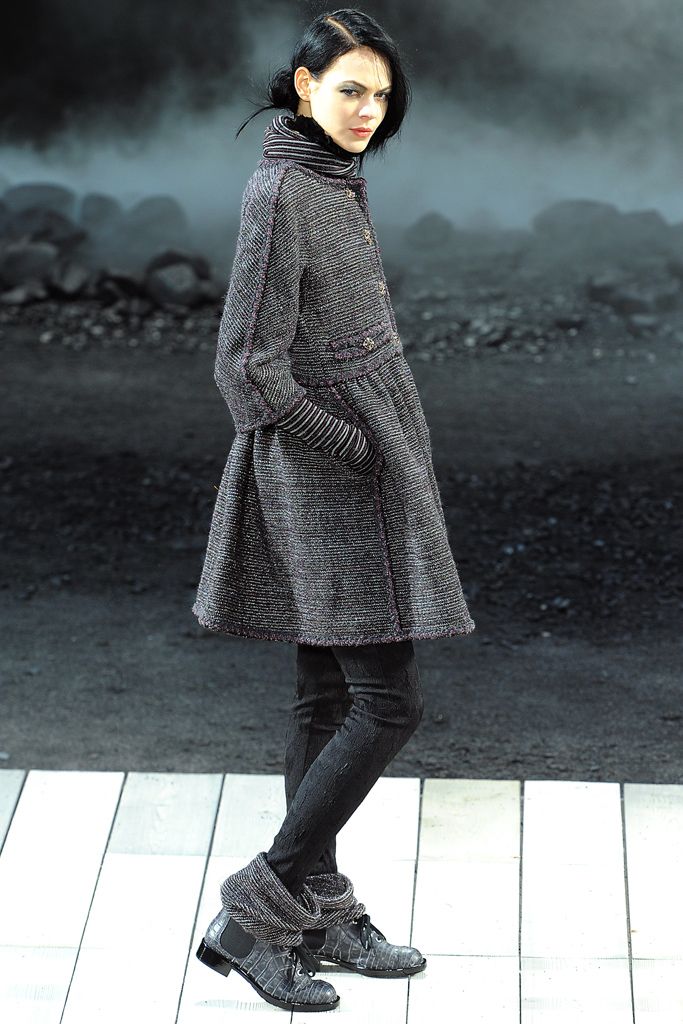 Chanel F/W 11 Look 135