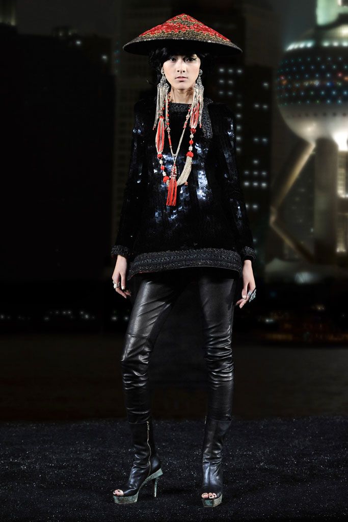 Chanel F/W 10 Look 298