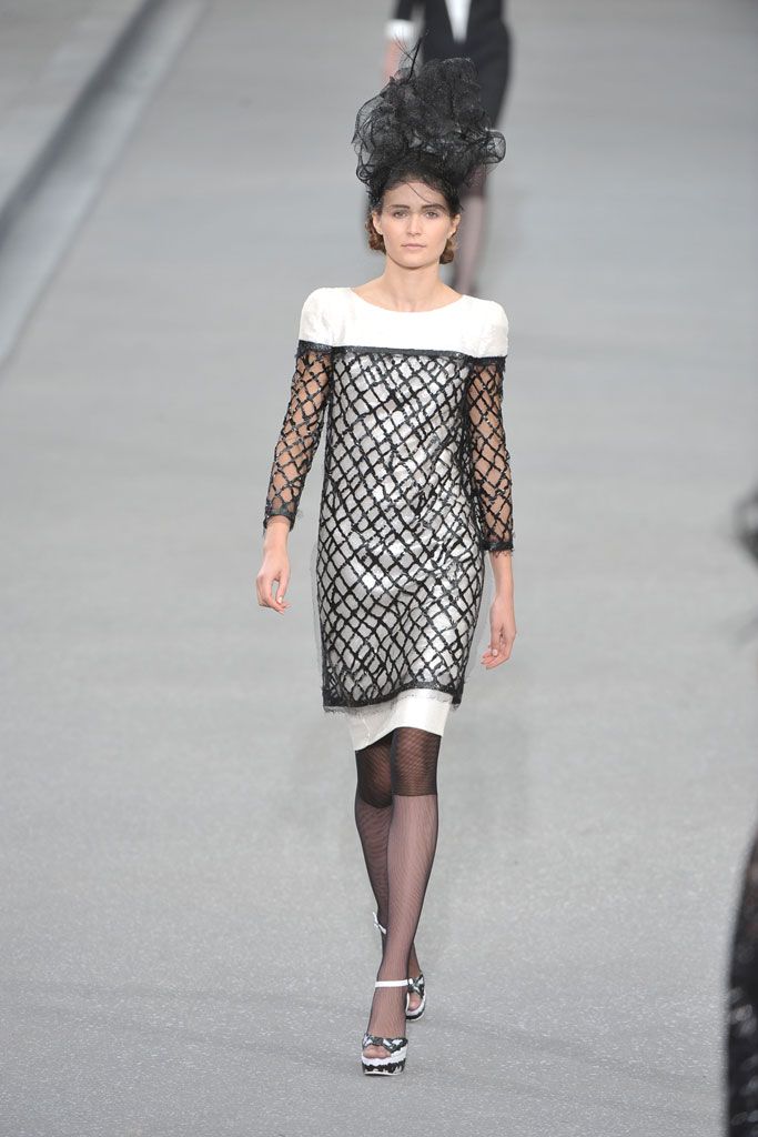 Chanel S/S 09 Look 182