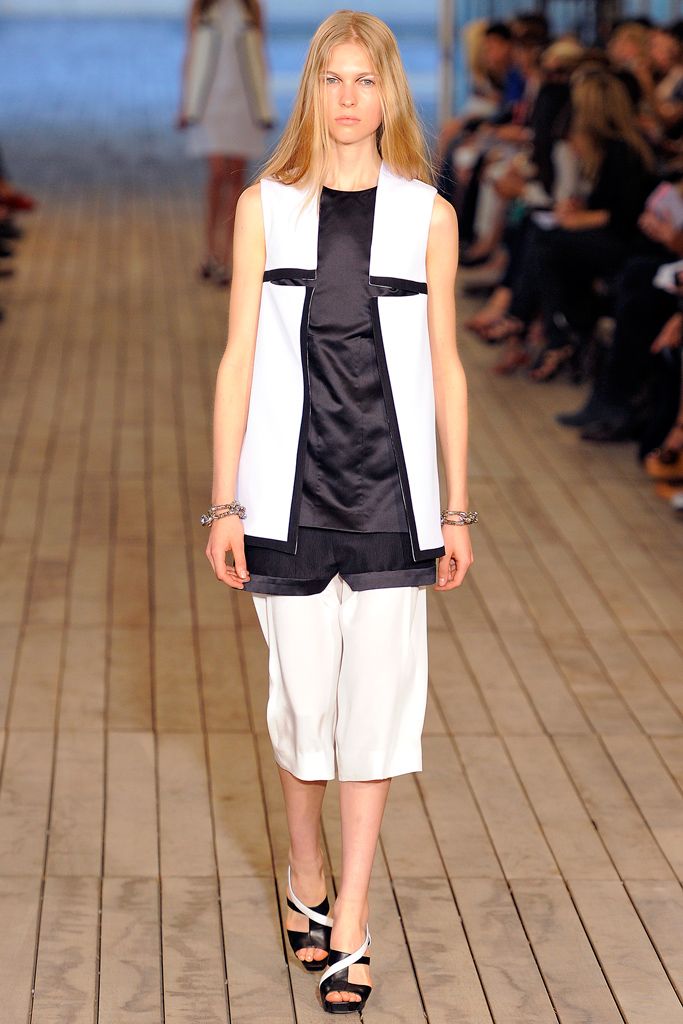 Commuun Spring 2012 Ready-to-Wear