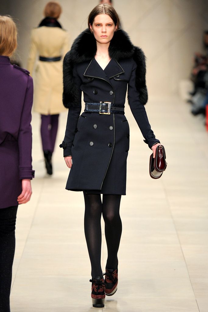 Burberry F/W 11 Look 175