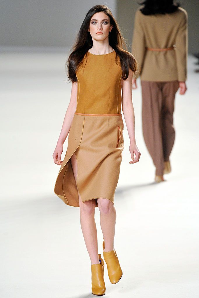 Chloé F/W 10 Look 73