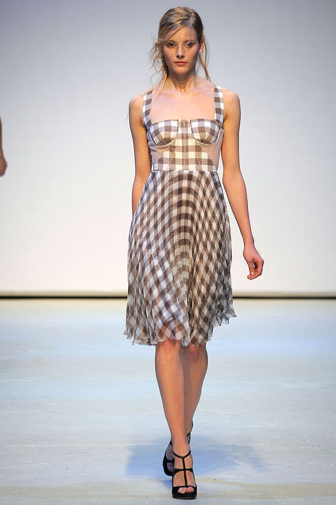 Christopher Kane S/S 10 Look 22