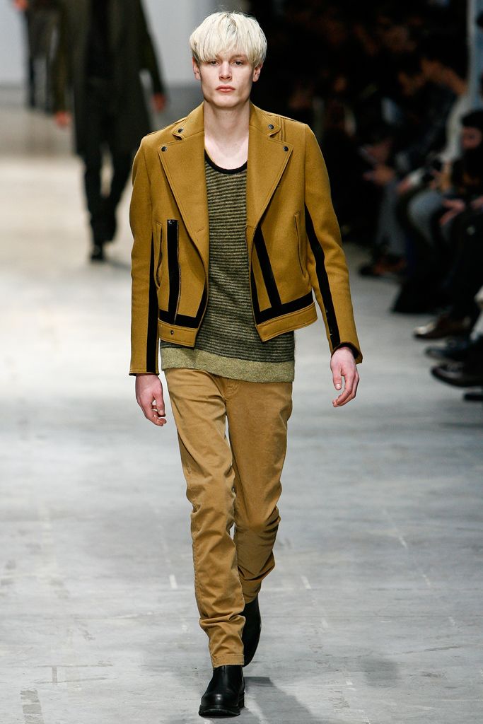 Costume National F/W 11 Menswear Look 49