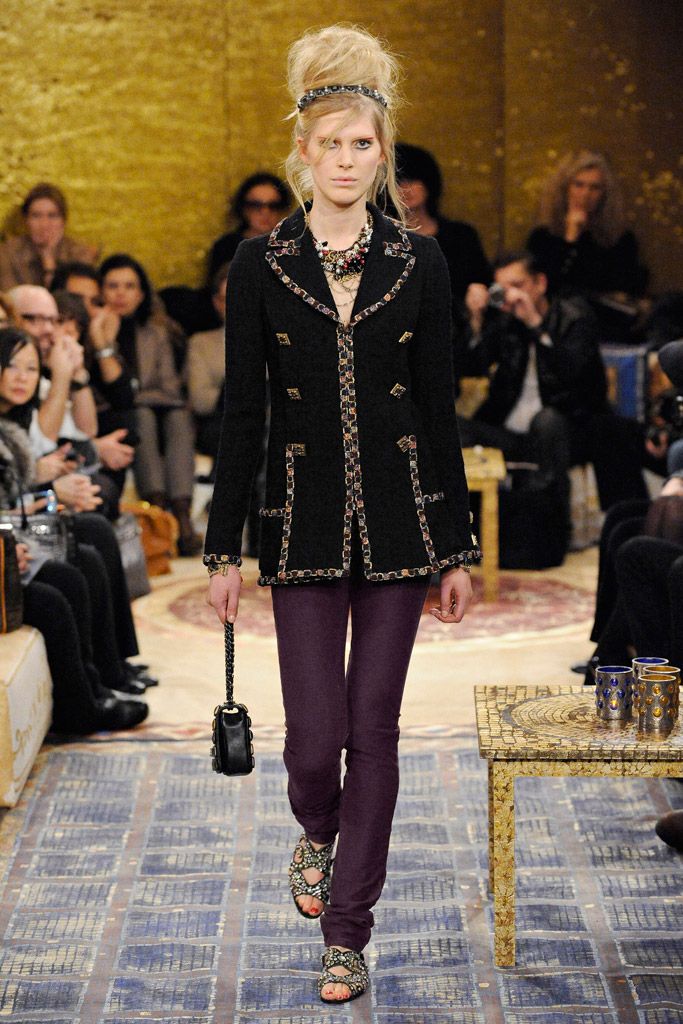 Chanel F/W 11 Look 185