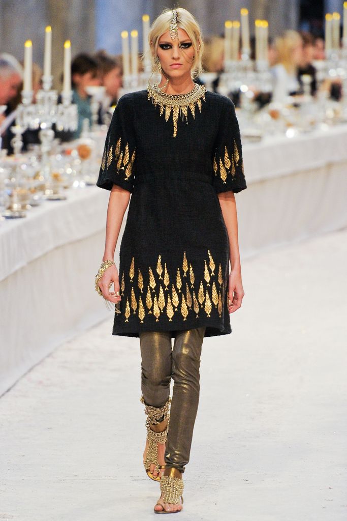 Chanel F/W 12 Look 154