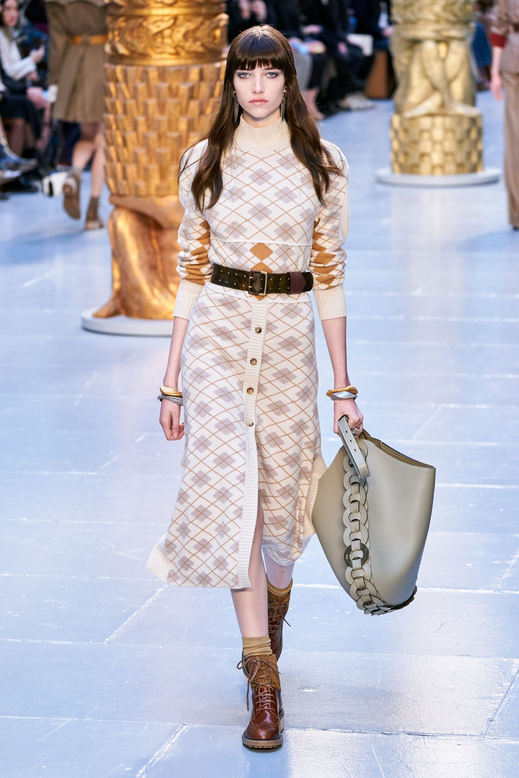 Chloé F/W 20 Look 384