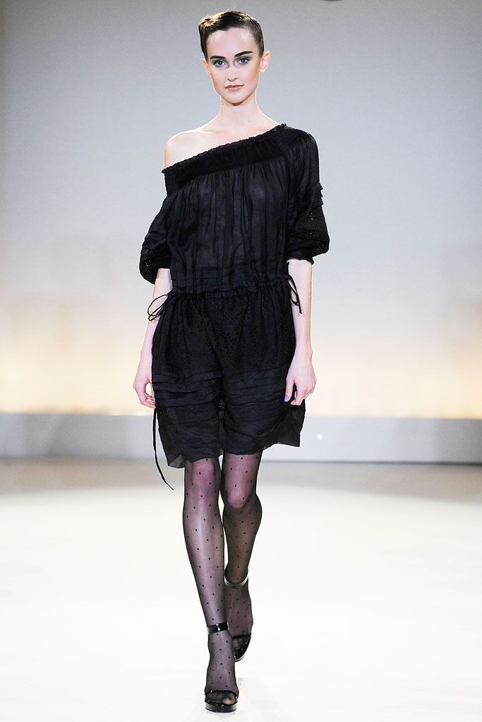 Collette Dinnigan S/S 10 Look 7