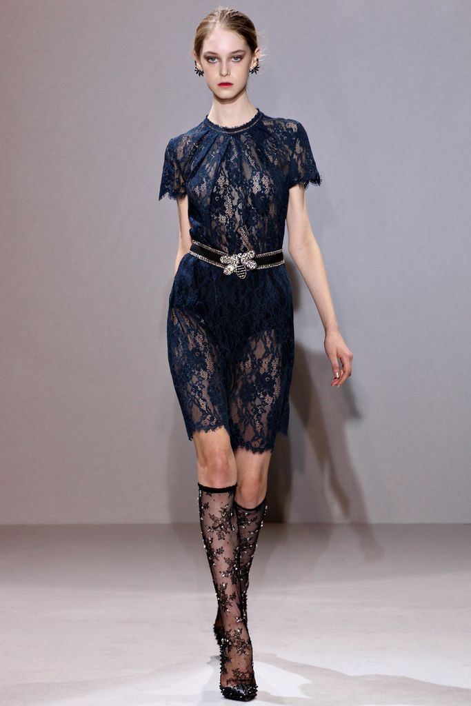 Collette Dinnigan F/W 12 Look 31