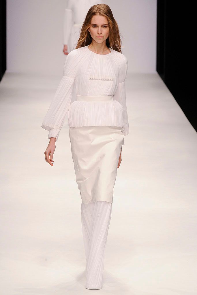 Central Saint Martins M.A. Fall 2010 Ready-to-Wear
