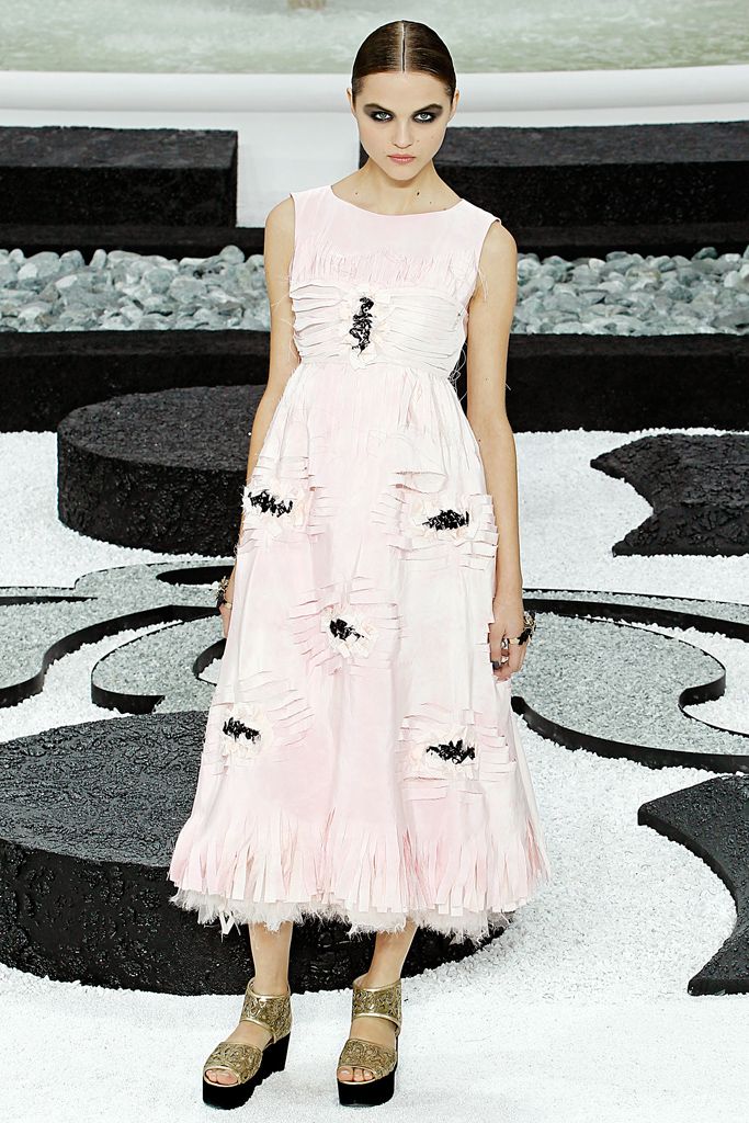 Chanel S/S 11 Look 410