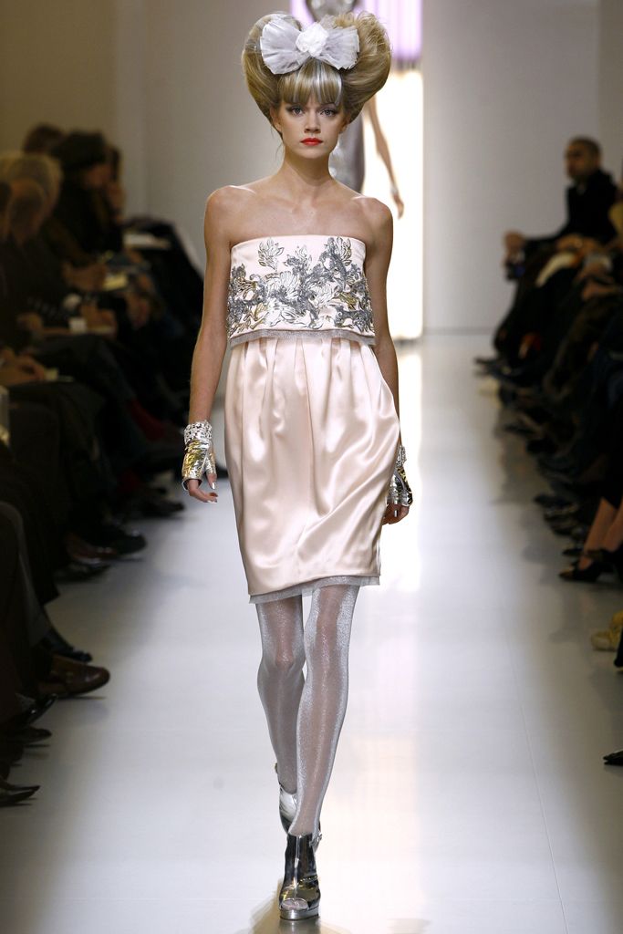 Chanel S/S 10 Couture Look 268