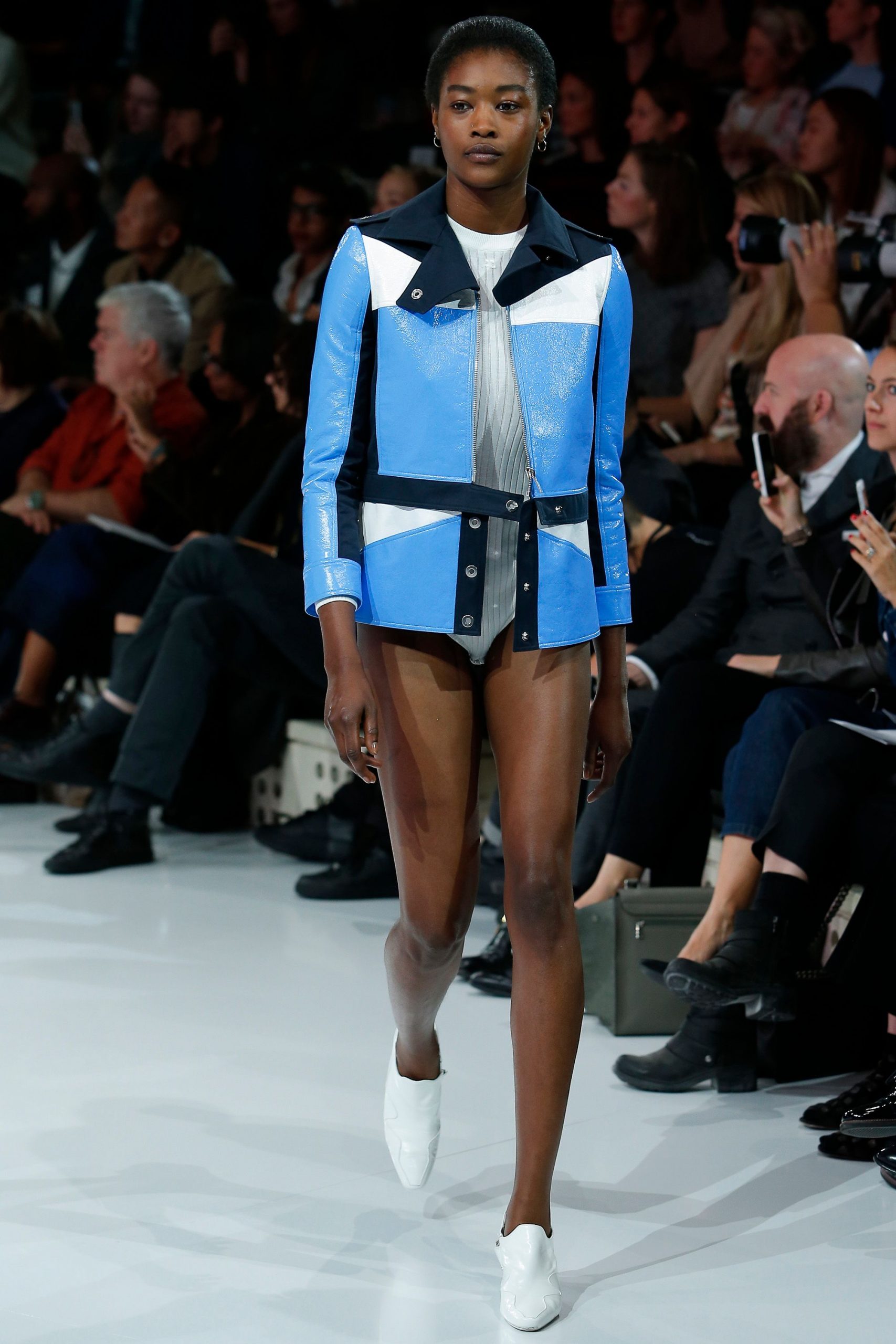 Courrèges S/S 16 Look 27
