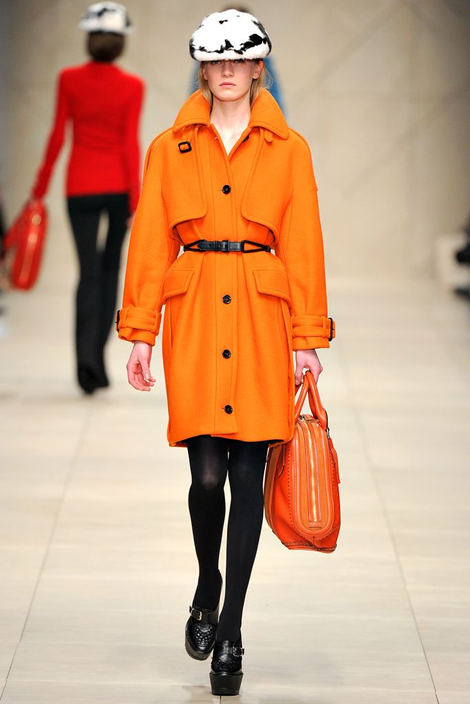 Burberry F/W 11 Look 42