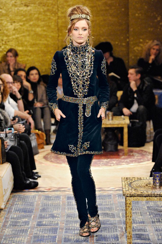 Chanel F/W 11 Look 145