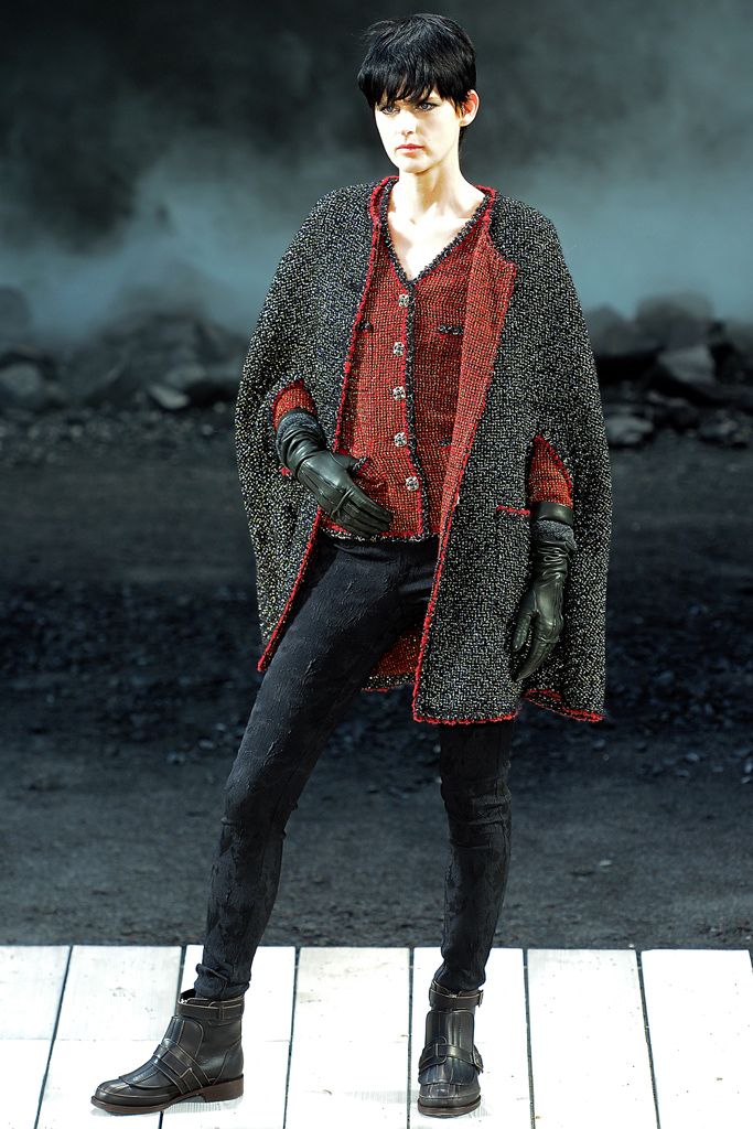 black tweed open-front oversized color-blocked pockets textured cape