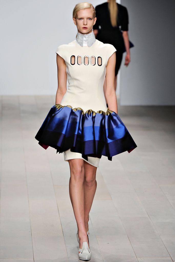 David Koma F/W 12 Look 53