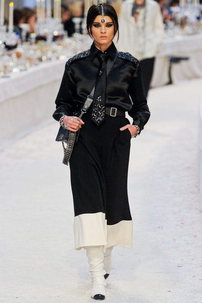 Chanel F/W 12 Look 79