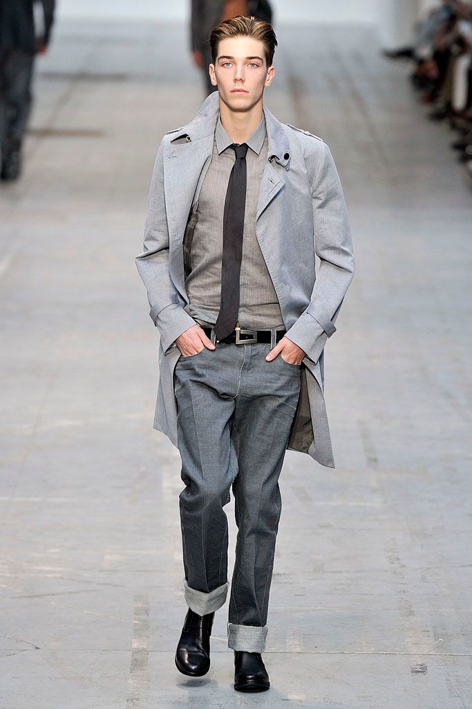 Costume National S/S 11 Menswear Look 32
