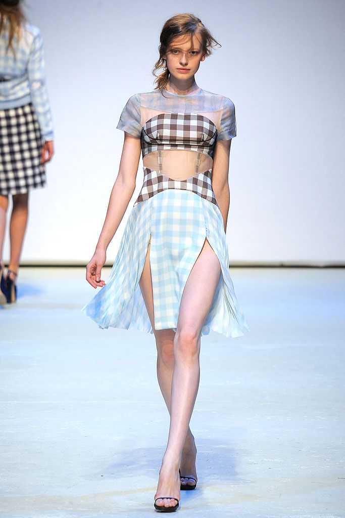 Christopher Kane S/S 10 Look 95