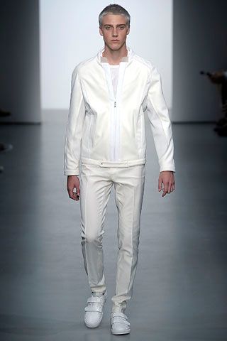 Calvin Klein Collection S/S 09 Menswear Look 1