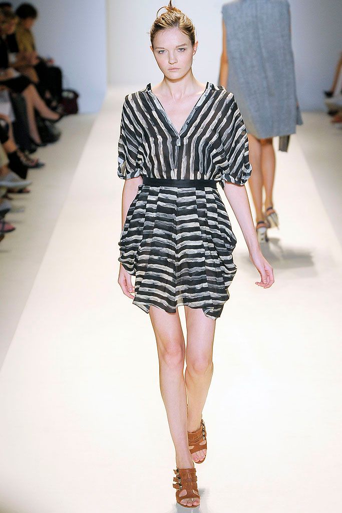 Brian Reyes S/S 09 Look 116