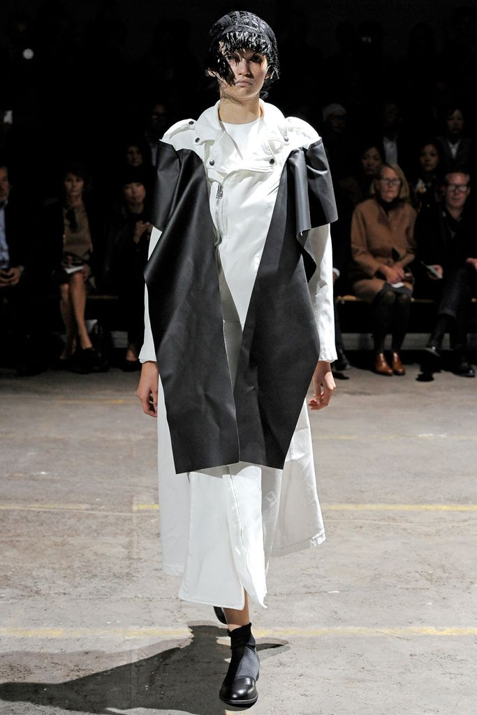Comme des Garçons S/S 11 Look 65