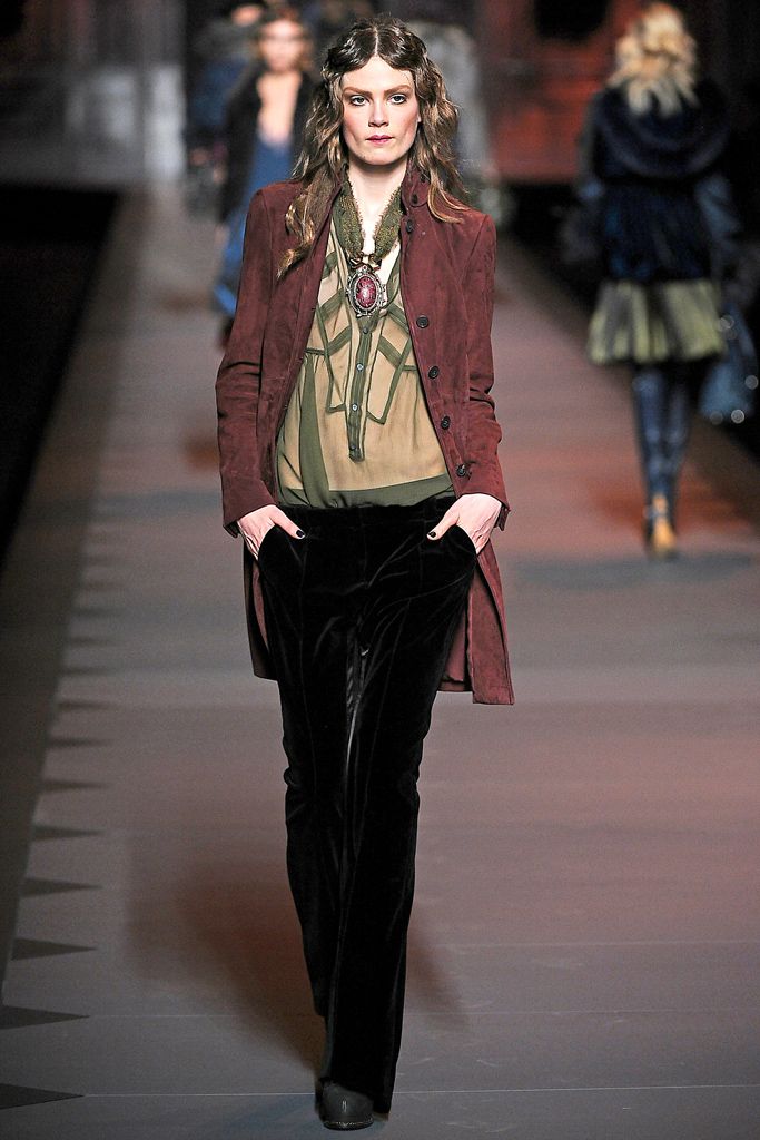 Christian Dior F/W 11 Look 36