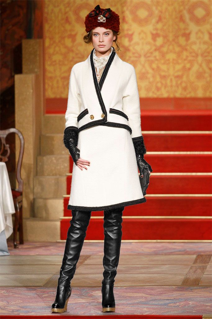 Chanel F/W 09 Look 160