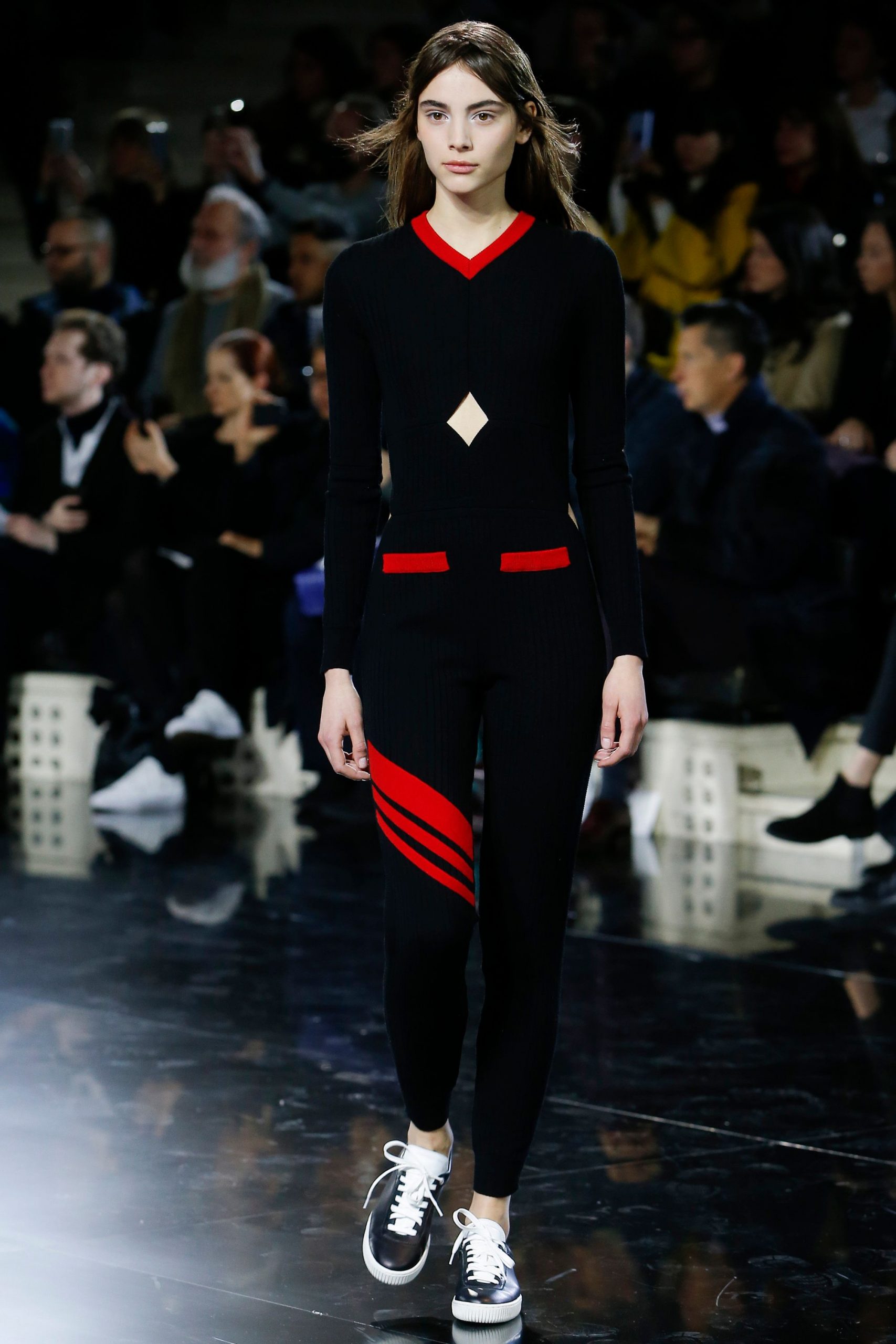 Courrèges F/W 16 Look 1