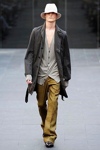 Burberry S/S 09 Menswear Look 13