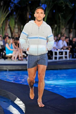 Chanel Resort 09 Look 152