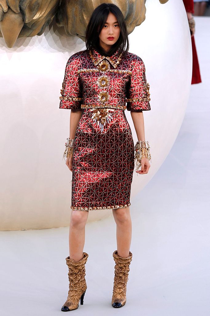 Chanel F/W 10 Couture Look 233