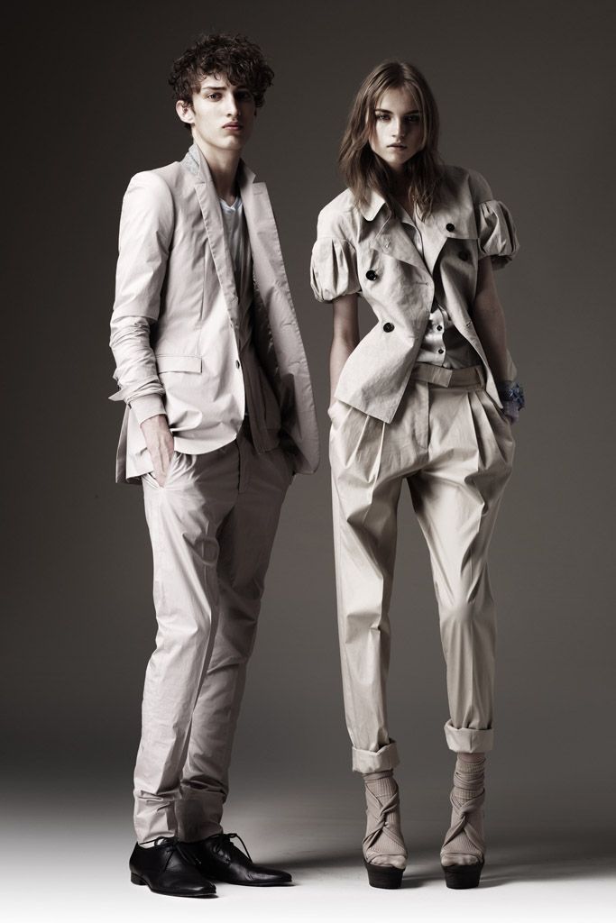 Burberry Resort 10 Look 129