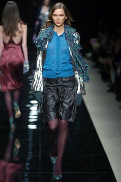 Burberry F/W 04 Look 155