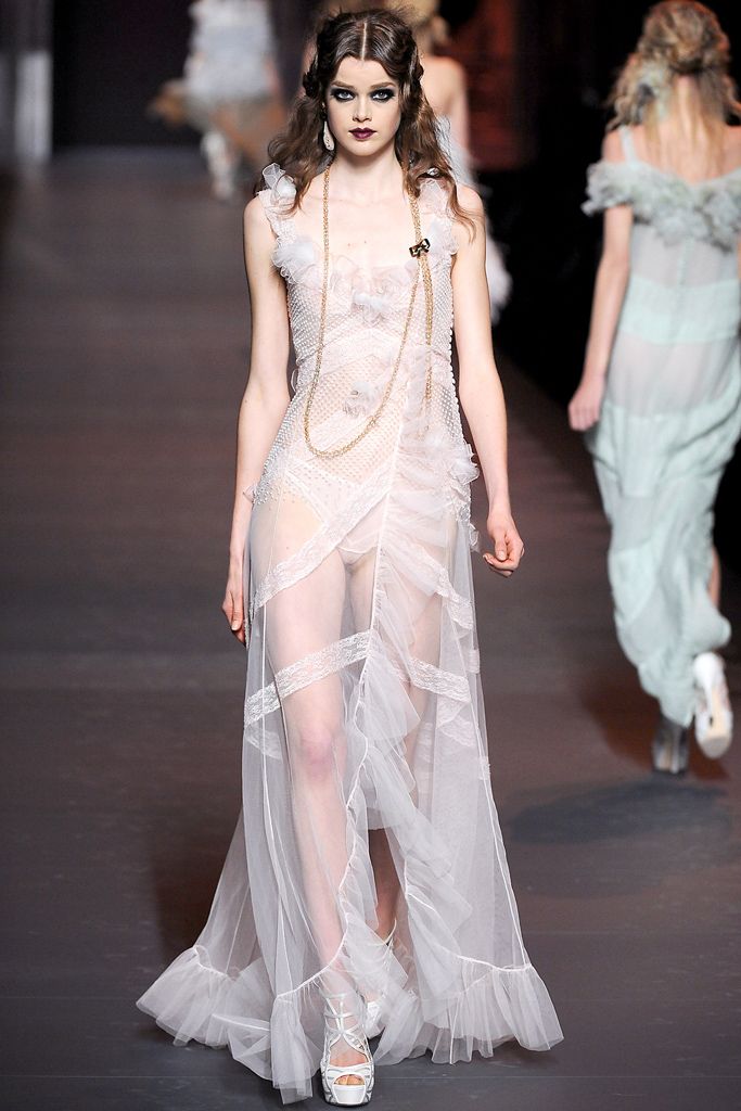 Christian Dior F/W 11 Look 389
