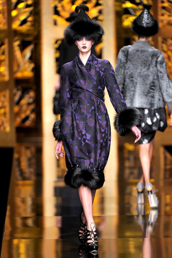 Christian Dior F/W 09 Look 31