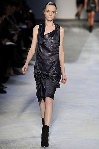 Chalayan F/W 08 Look 197