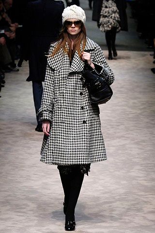 Burberry F/W 06 Look 58