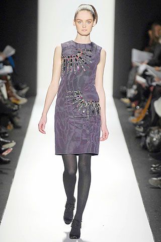 Carolina Herrera F/W 07 Look 100