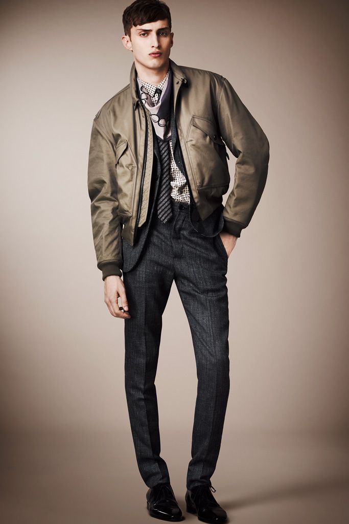 Burberry Resort 13 Look 85