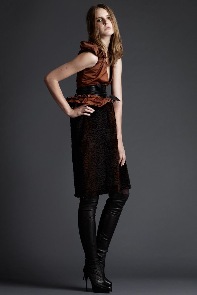 Burberry F/W 11 Look 140