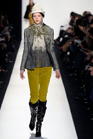 Carolina Herrera F/W 08 Look 31