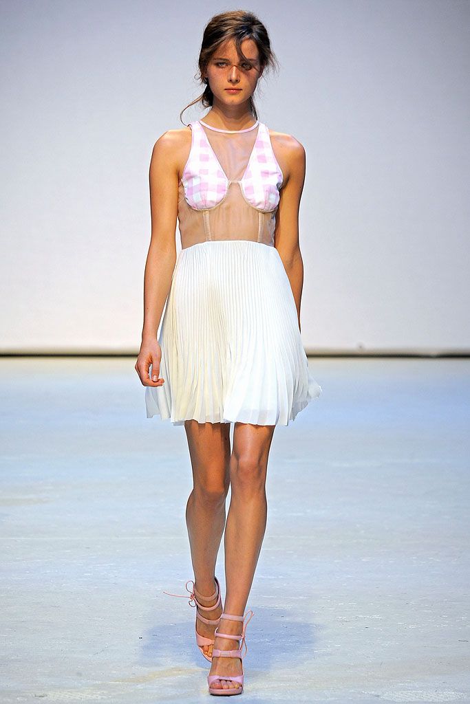 Christopher Kane S/S 10 Look 152