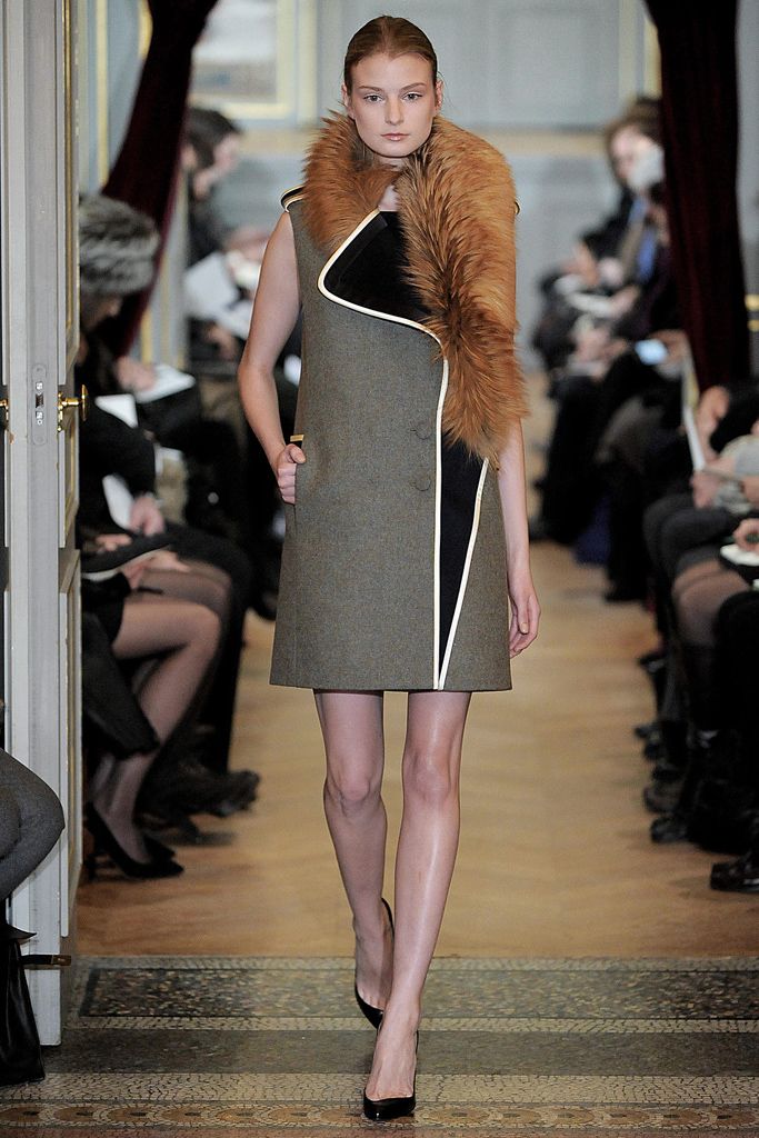 Bouchra Jarrar S/S 11 Couture Look 9