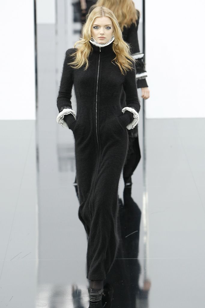Chanel F/W 09 Look 381